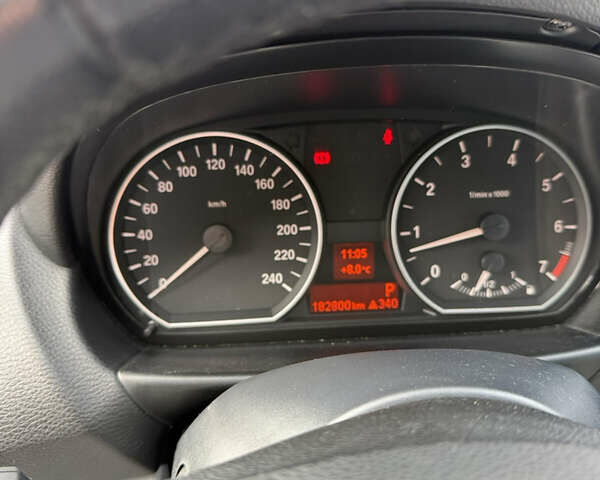 Серый БМВ 1 Серия, объемом двигателя 2 л и пробегом 180 тыс. км за 9500 $, фото 8 на Automoto.ua