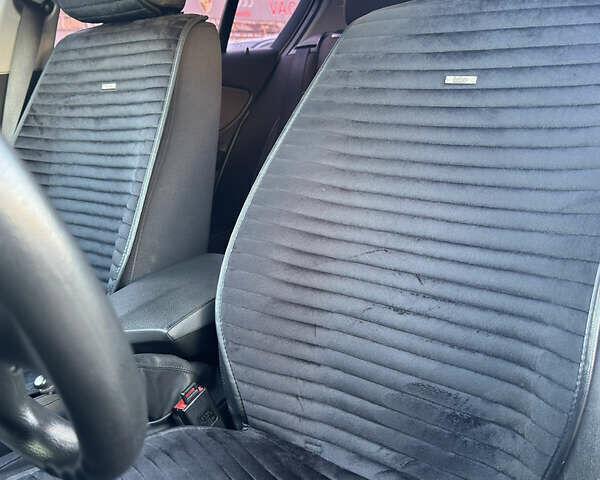 Серый БМВ 1 Серия, объемом двигателя 2 л и пробегом 220 тыс. км за 7400 $, фото 20 на Automoto.ua