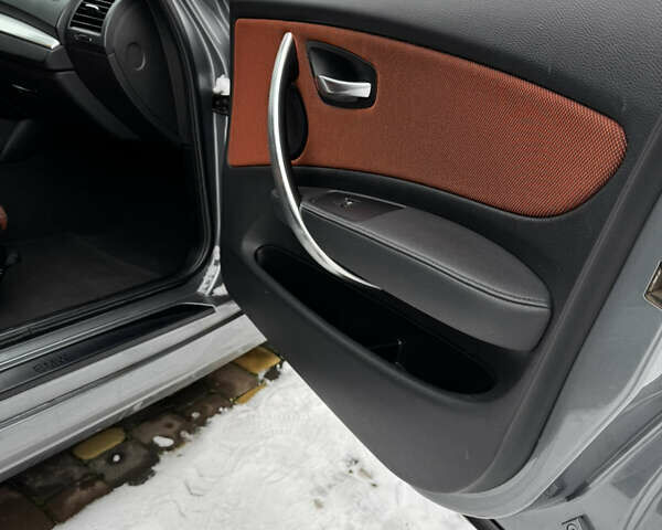 Серый БМВ 1 Серия, объемом двигателя 2 л и пробегом 335 тыс. км за 8800 $, фото 36 на Automoto.ua