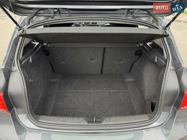 Серый БМВ 1 Серия, объемом двигателя 1.6 л и пробегом 142 тыс. км за 13500 $, фото 40 на Automoto.ua