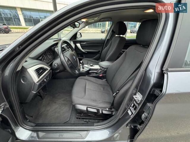 Серый БМВ 1 Серия, объемом двигателя 1.6 л и пробегом 142 тыс. км за 13500 $, фото 10 на Automoto.ua