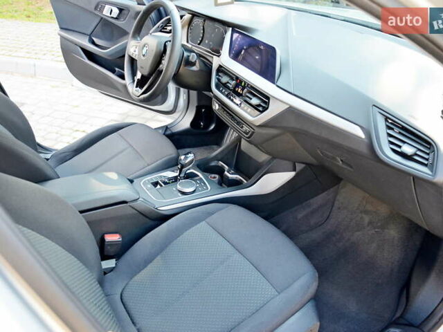 Серый БМВ 1 Серия, объемом двигателя 1.5 л и пробегом 81 тыс. км за 19500 $, фото 25 на Automoto.ua