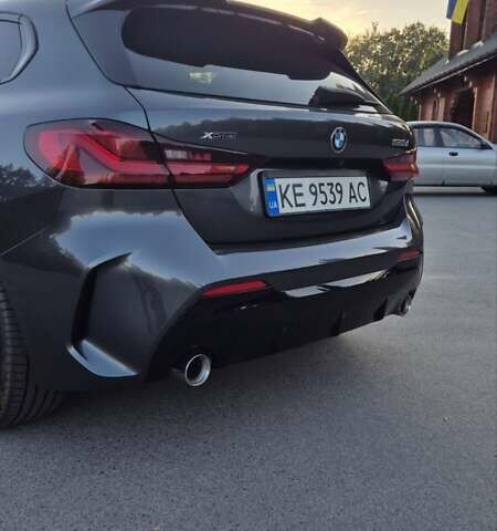 Серый БМВ 1 Серия, объемом двигателя 2 л и пробегом 92 тыс. км за 30500 $, фото 2 на Automoto.ua