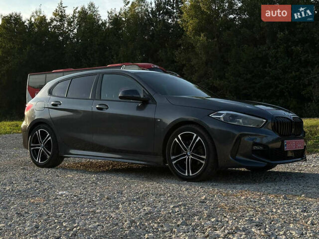Сірий БМВ 1 Серія, об'ємом двигуна 2 л та пробігом 157 тис. км за 25000 $, фото 1 на Automoto.ua