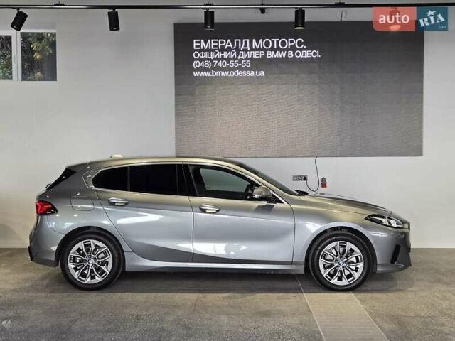 Серый БМВ 1 Серия, объемом двигателя 1.5 л и пробегом 1 тыс. км за 35038 $, фото 5 на Automoto.ua