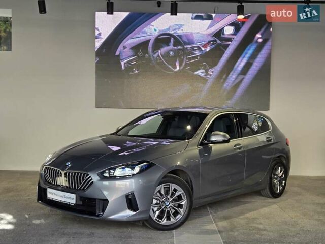 Серый БМВ 1 Серия, объемом двигателя 1.5 л и пробегом 1 тыс. км за 35038 $, фото 1 на Automoto.ua