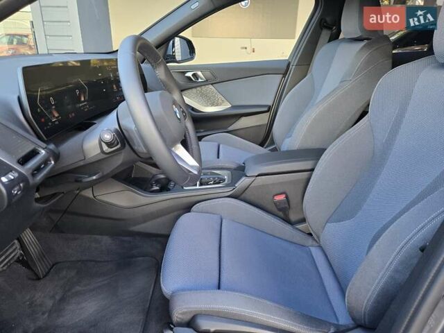 Серый БМВ 1 Серия, объемом двигателя 1.5 л и пробегом 1 тыс. км за 35038 $, фото 16 на Automoto.ua