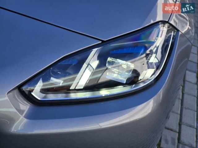 Серый БМВ 1 Серия, объемом двигателя 1.5 л и пробегом 1 тыс. км за 35038 $, фото 9 на Automoto.ua