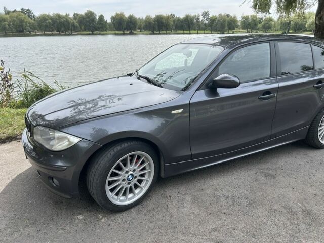 Серый БМВ 1 Серия, объемом двигателя 1.6 л и пробегом 250 тыс. км за 4550 $, фото 1 на Automoto.ua