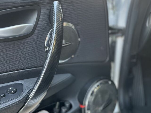 Серый БМВ 1 Серия, объемом двигателя 2 л и пробегом 285 тыс. км за 6999 $, фото 11 на Automoto.ua