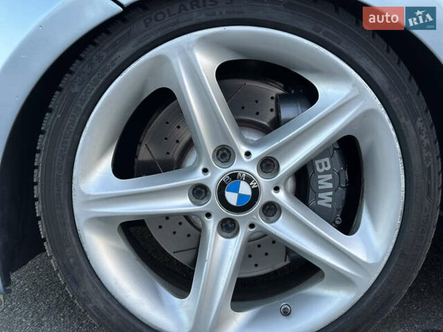Серый БМВ 1 Серия, объемом двигателя 2.98 л и пробегом 230 тыс. км за 14000 $, фото 10 на Automoto.ua