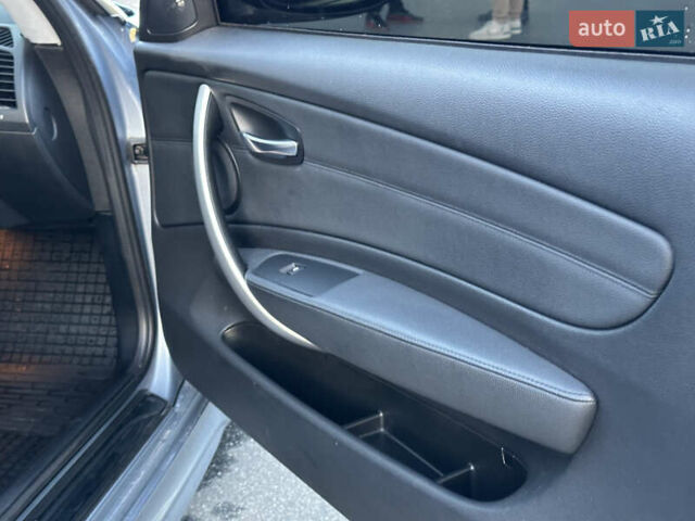 Серый БМВ 1 Серия, объемом двигателя 2.98 л и пробегом 230 тыс. км за 14000 $, фото 32 на Automoto.ua