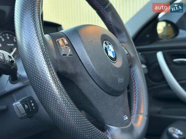 Серый БМВ 1 Серия, объемом двигателя 2.98 л и пробегом 230 тыс. км за 14000 $, фото 17 на Automoto.ua