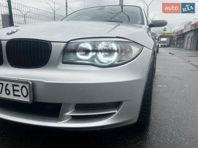 Серый БМВ 1 Серия, объемом двигателя 2 л и пробегом 237 тыс. км за 8300 $, фото 8 на Automoto.ua