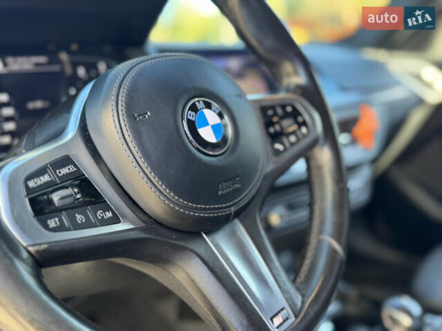 Серый БМВ 1 Серия, объемом двигателя 2 л и пробегом 170 тыс. км за 25000 $, фото 9 на Automoto.ua