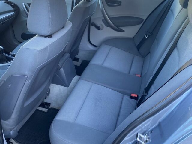 Синий БМВ 1 Серия, объемом двигателя 0 л и пробегом 285 тыс. км за 6099 $, фото 7 на Automoto.ua