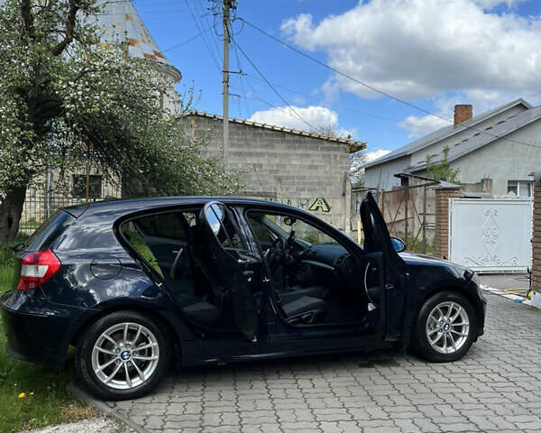 Синий БМВ 1 Серия, объемом двигателя 2 л и пробегом 199 тыс. км за 6500 $, фото 1 на Automoto.ua
