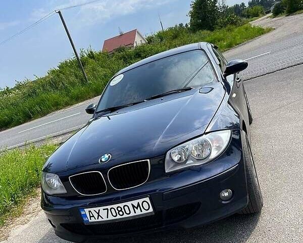 БМВ 1 Серия 2005 в Харькове на Automoto.ua Синий БМВ 1 Серия, объемом двигателя 2 л и пробегом 246 тыс. км за 8300 $, фото 2 на Automoto.ua