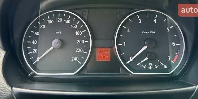 Синий БМВ 1 Серия, объемом двигателя 2 л и пробегом 250 тыс. км за 6200 $, фото 18 на Automoto.ua