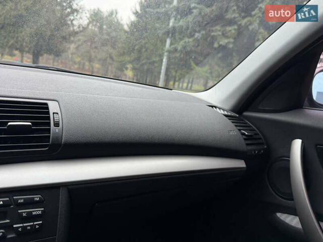 Синий БМВ 1 Серия, объемом двигателя 2 л и пробегом 280 тыс. км за 4650 $, фото 55 на Automoto.ua