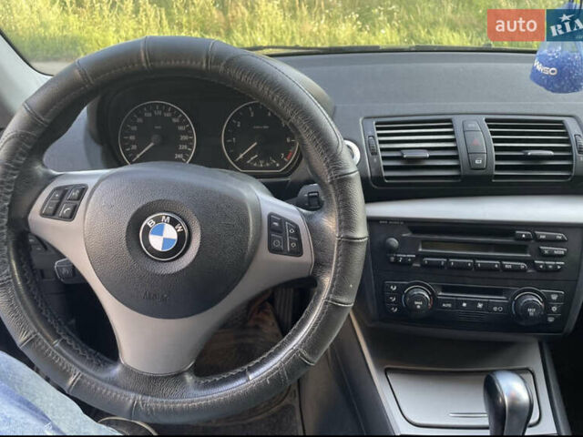 Синий БМВ 1 Серия, объемом двигателя 2 л и пробегом 217 тыс. км за 5900 $, фото 11 на Automoto.ua