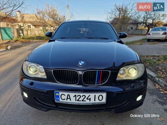 Синий БМВ 1 Серия, объемом двигателя 2 л и пробегом 373 тыс. км за 5500 $, фото 15 на Automoto.ua