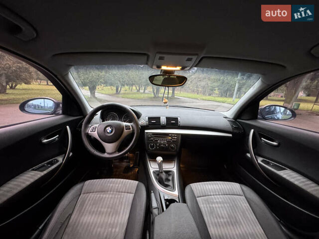 Синий БМВ 1 Серия, объемом двигателя 2 л и пробегом 280 тыс. км за 4650 $, фото 59 на Automoto.ua