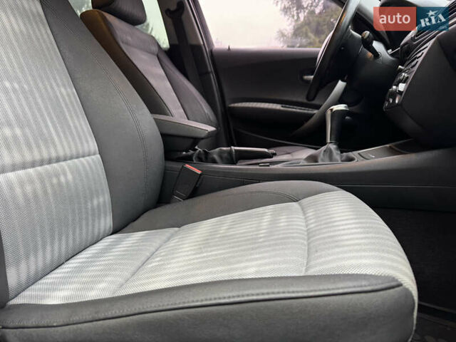 Синий БМВ 1 Серия, объемом двигателя 2 л и пробегом 280 тыс. км за 4650 $, фото 35 на Automoto.ua