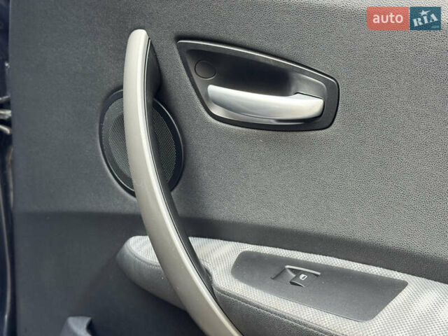 Синий БМВ 1 Серия, объемом двигателя 2 л и пробегом 299 тыс. км за 4999 $, фото 35 на Automoto.ua