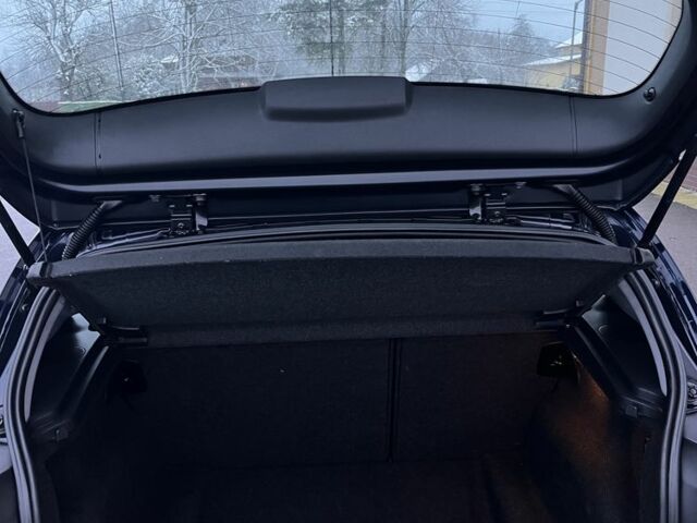 Синій БМВ 1 Серія, об'ємом двигуна 1.6 л та пробігом 267 тис. км за 3950 $, фото 17 на Automoto.ua