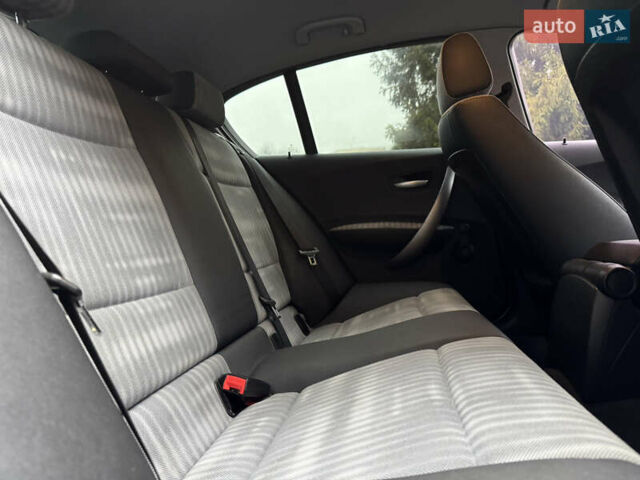 Синий БМВ 1 Серия, объемом двигателя 2 л и пробегом 280 тыс. км за 4650 $, фото 39 на Automoto.ua