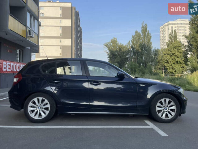 Синий БМВ 1 Серия, объемом двигателя 2 л и пробегом 217 тыс. км за 5900 $, фото 1 на Automoto.ua