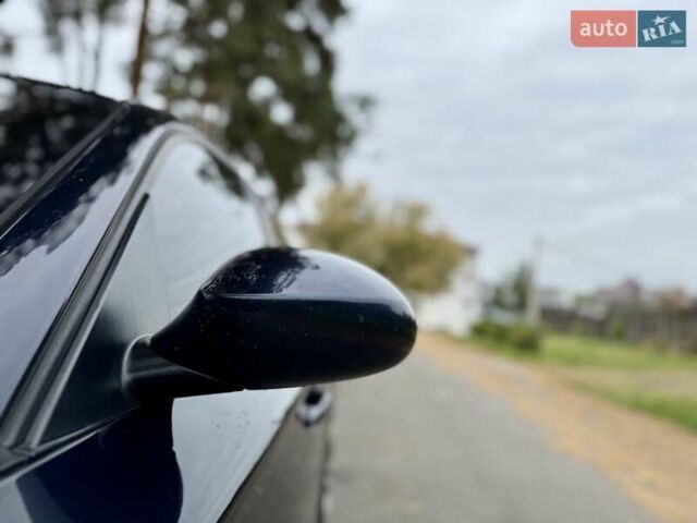 Синий БМВ 1 Серия, объемом двигателя 2 л и пробегом 250 тыс. км за 6200 $, фото 13 на Automoto.ua