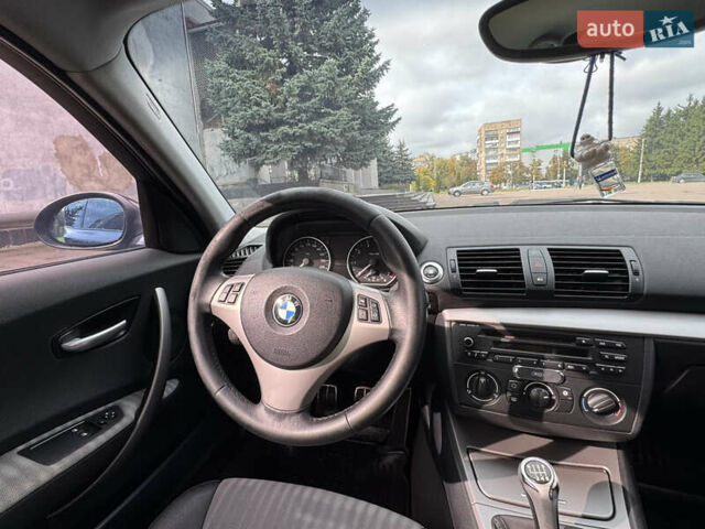 Синий БМВ 1 Серия, объемом двигателя 2 л и пробегом 299 тыс. км за 4999 $, фото 56 на Automoto.ua