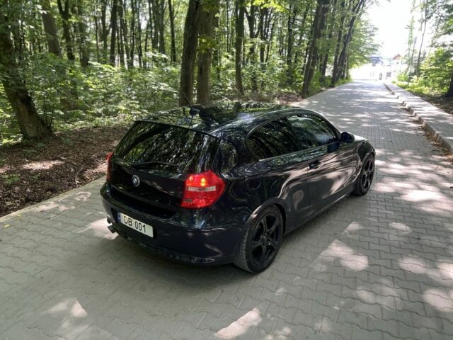 Синий БМВ 1 Серия, объемом двигателя 2 л и пробегом 151 тыс. км за 5390 $, фото 7 на Automoto.ua