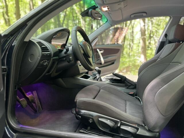 Синий БМВ 1 Серия, объемом двигателя 2 л и пробегом 151 тыс. км за 5390 $, фото 15 на Automoto.ua