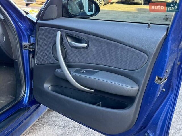 Синий БМВ 1 Серия, объемом двигателя 2 л и пробегом 271 тыс. км за 6490 $, фото 20 на Automoto.ua