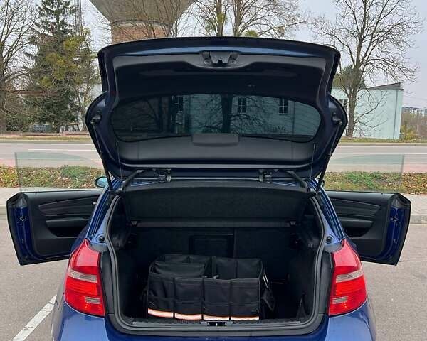 Синій БМВ 1 Серія, об'ємом двигуна 2 л та пробігом 220 тис. км за 8300 $, фото 14 на Automoto.ua