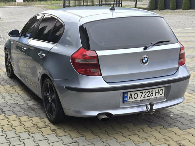 БМВ 1 Серия 2009 в Мукачеве на Automoto.ua Синий БМВ 1 Серия, объемом двигателя 2 л и пробегом 280 тыс. км за 7500 $, фото 8 на Automoto.ua