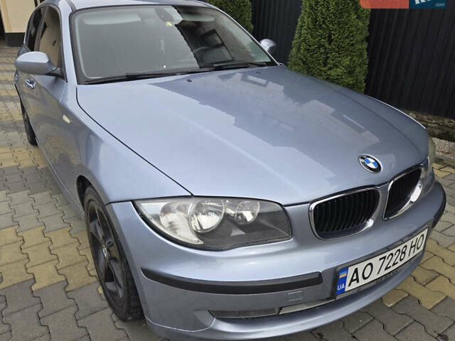 БМВ 1 Серия 2009 в Мукачеве на Automoto.ua Синий БМВ 1 Серия, объемом двигателя 2 л и пробегом 280 тыс. км за 7500 $, фото 3 на Automoto.ua