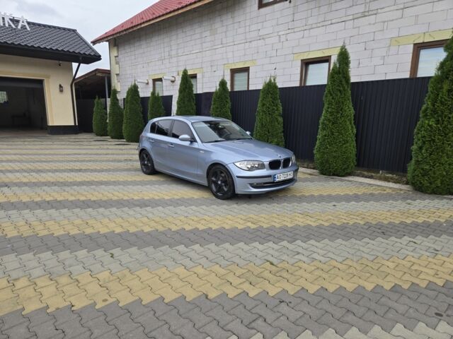 Синий БМВ 1 Серия, объемом двигателя 2 л и пробегом 300 тыс. км за 7300 $, фото 3 на Automoto.ua