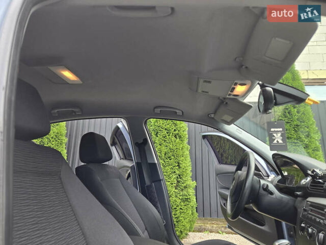 БМВ 1 Серия 2009 в Мукачеве на Automoto.ua Синий БМВ 1 Серия, объемом двигателя 2 л и пробегом 280 тыс. км за 7500 $, фото 13 на Automoto.ua