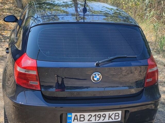 Синий БМВ 1 Серия, объемом двигателя 2 л и пробегом 270 тыс. км за 5500 $, фото 3 на Automoto.ua