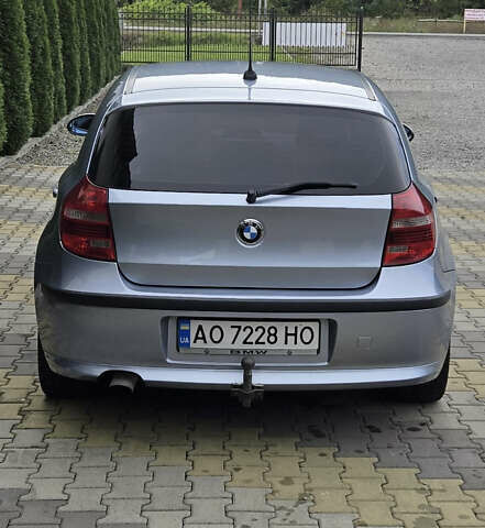 БМВ 1 Серия 2009 в Мукачеве на Automoto.ua Синий БМВ 1 Серия, объемом двигателя 2 л и пробегом 280 тыс. км за 7500 $, фото 7 на Automoto.ua