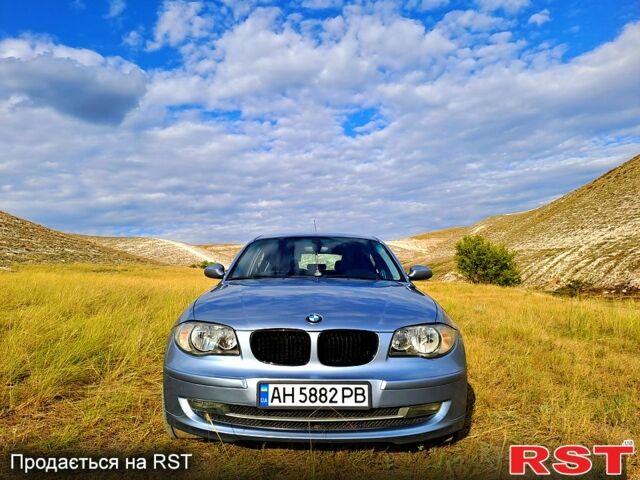 Синий БМВ 1 Серия, объемом двигателя 2 л и пробегом 225 тыс. км за 7200 $, фото 2 на Automoto.ua