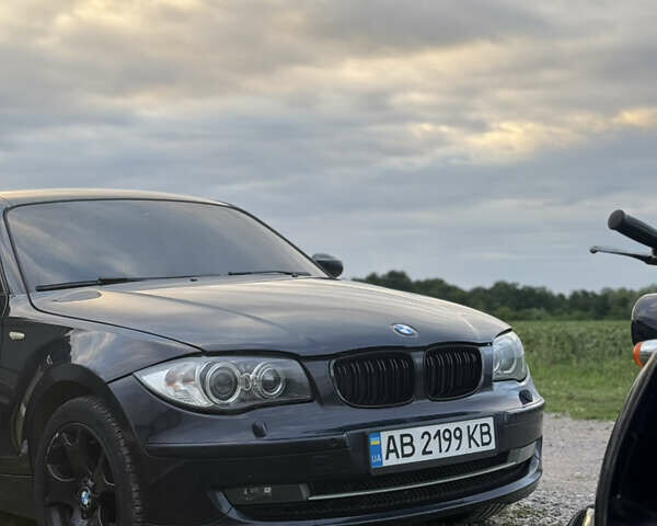 Синий БМВ 1 Серия, объемом двигателя 2 л и пробегом 276 тыс. км за 5600 $, фото 13 на Automoto.ua