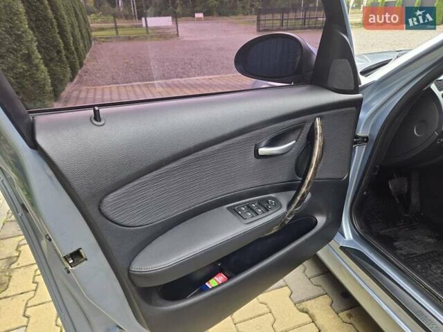 Синий БМВ 1 Серия, объемом двигателя 2 л и пробегом 295 тыс. км за 7500 $, фото 8 на Automoto.ua
