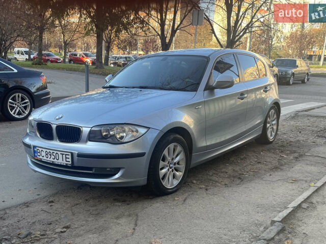 Синій БМВ 1 Серія, об'ємом двигуна 2 л та пробігом 205 тис. км за 5000 $, фото 4 на Automoto.ua