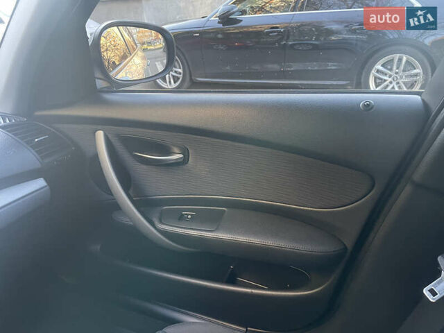 Синий БМВ 1 Серия, объемом двигателя 2 л и пробегом 192 тыс. км за 6600 $, фото 40 на Automoto.ua