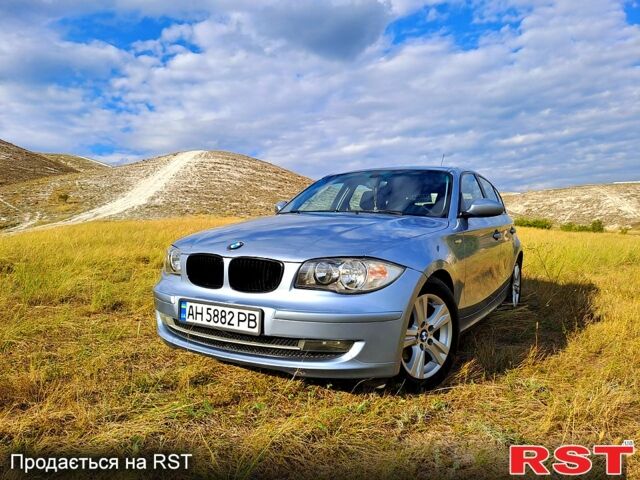 Синий БМВ 1 Серия, объемом двигателя 2 л и пробегом 225 тыс. км за 7200 $, фото 1 на Automoto.ua